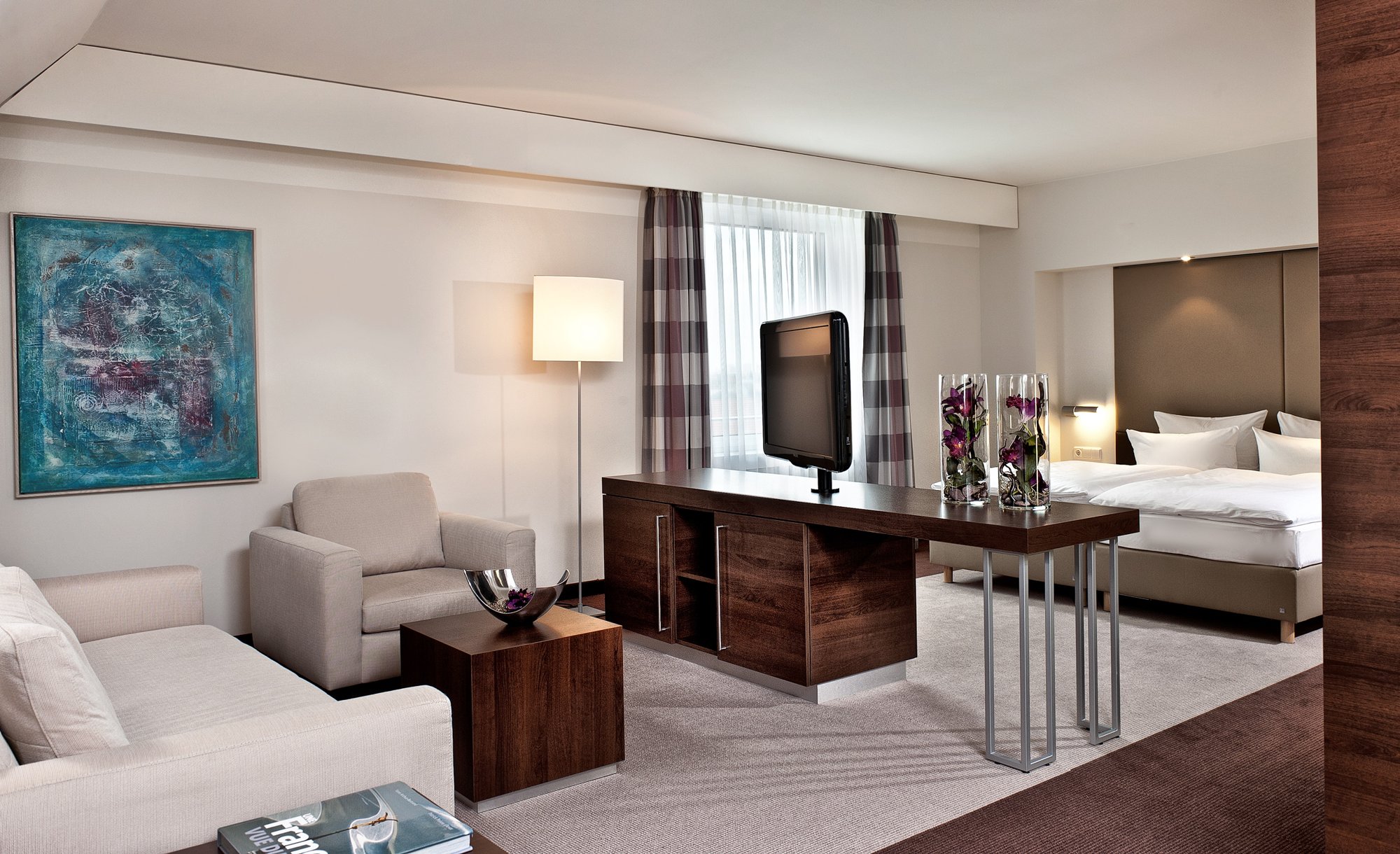 Estrel Berlin: Hotel in der Umgebung der WHITE Spreelounge