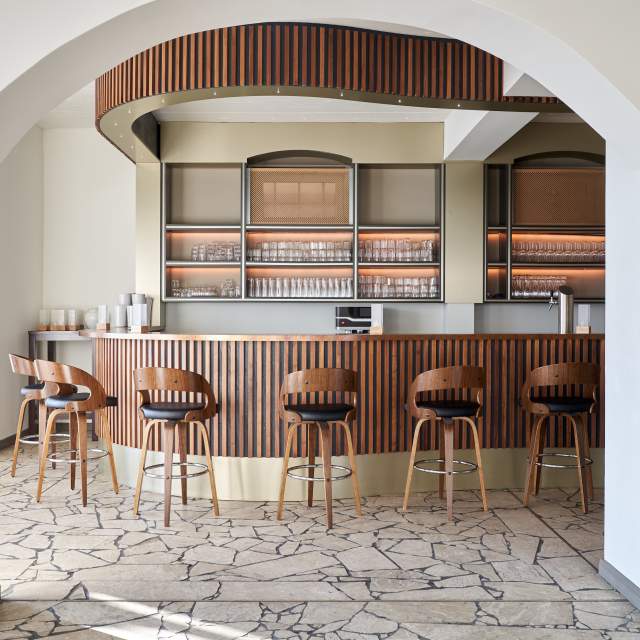 lighthouse-cafe-bar-01726